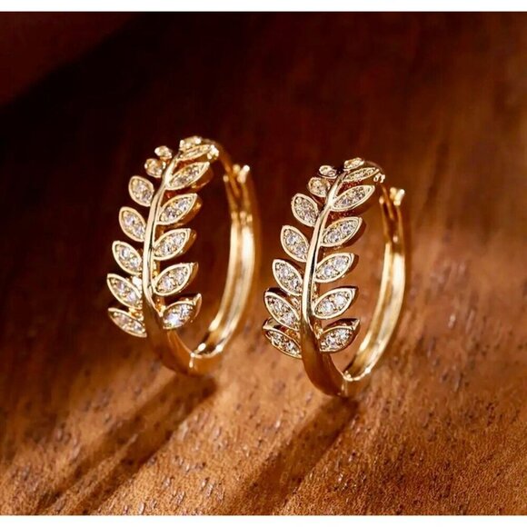 Gold Leaf Sparkle Hoop Earrings - Picture 3 of 4